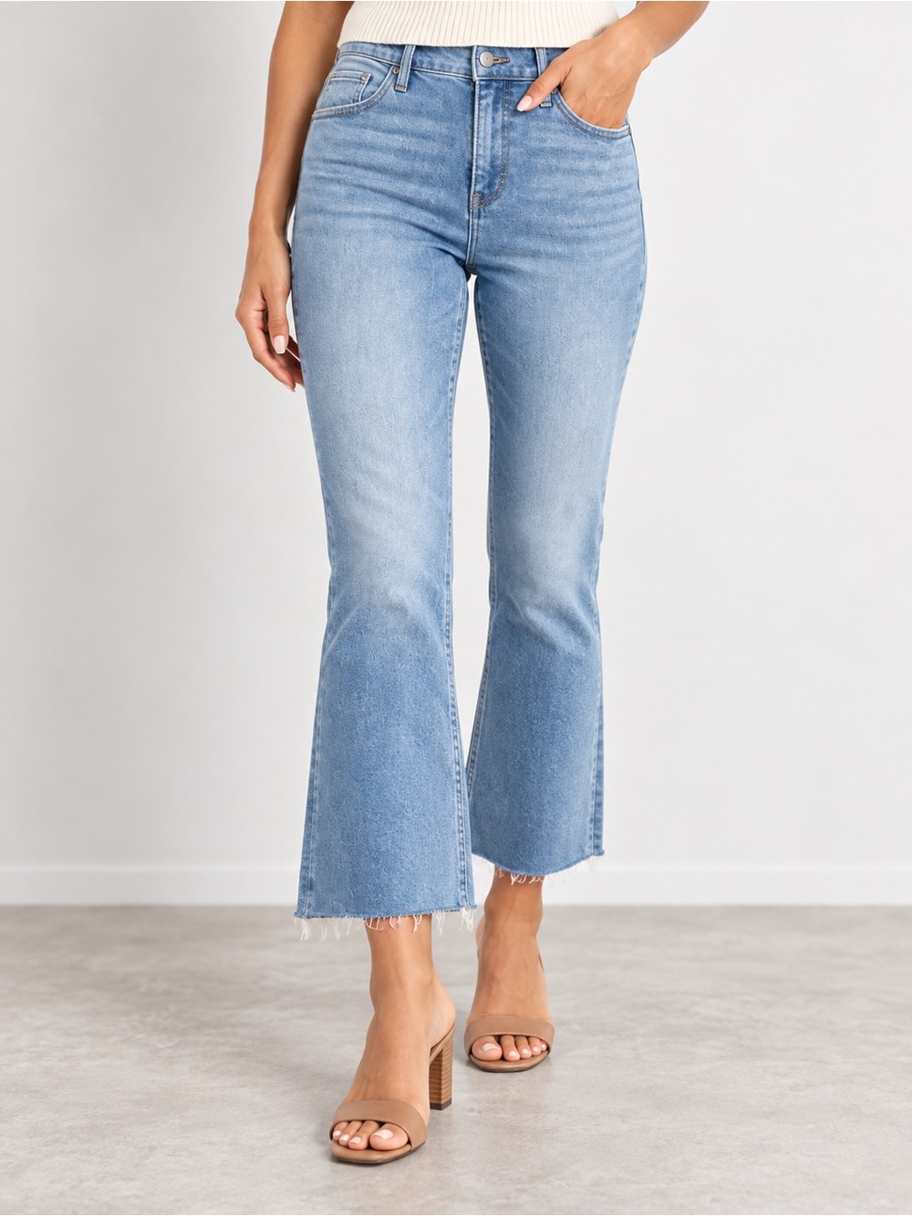 Express High Waisted Light Wash Raw Hem Cropped Flare Jeans Women’s Size 12